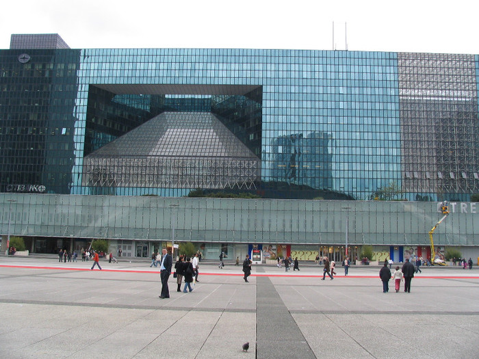 Franta Paris Defense -12