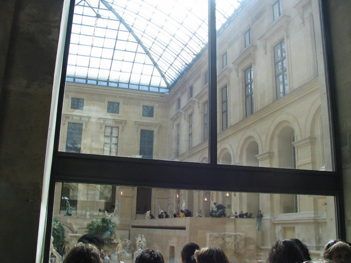 Franta Paris Louvre -03 - Prin Europa