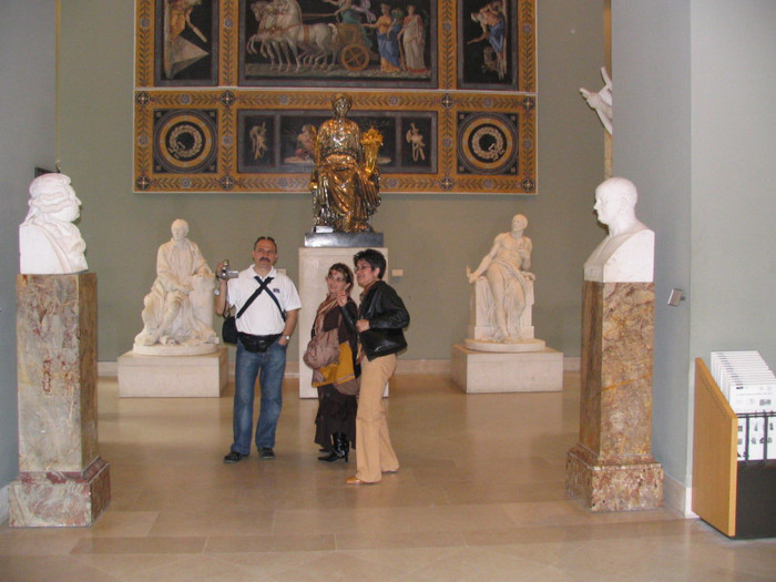 Franta Paris Louvre -30