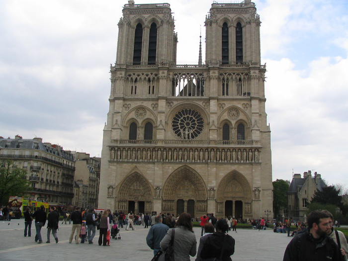 Franta Paris Notre-Dame -11