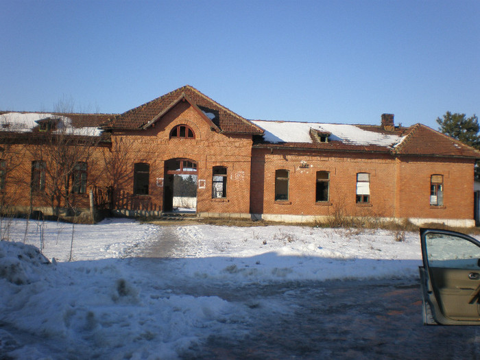 PC301281; Gara Ograda(fotografiata din spate).
