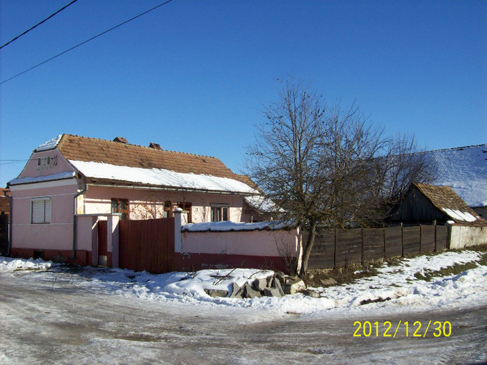 100_3719  Casa noua construita in locul celei vechi unde a locuit Moise Larga in prima jumatate a se - IARNA DE BASM LA PALOS ARDEAL