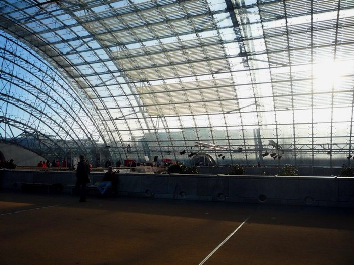 GLASSHALLE