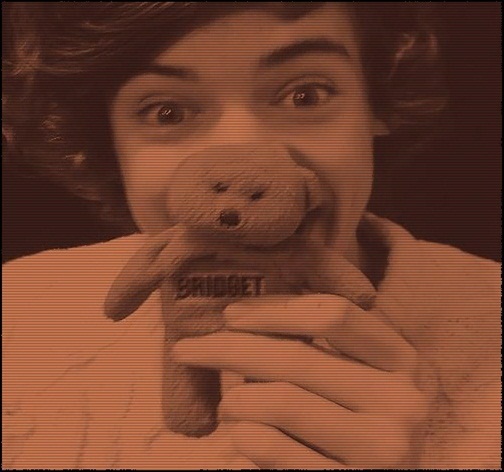 ⇒ ; TE IUBEEEEEEESC :3.