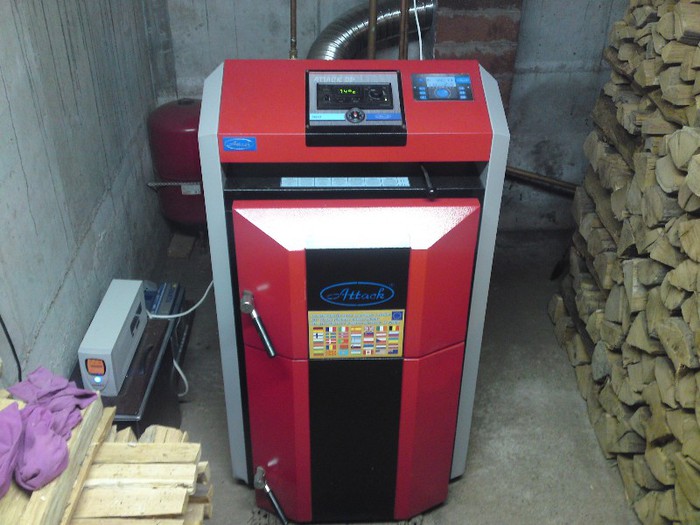 006; Centrala termica cu lemne!
