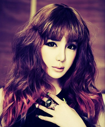 Park-Bom-2ne1-32584346-500-603
