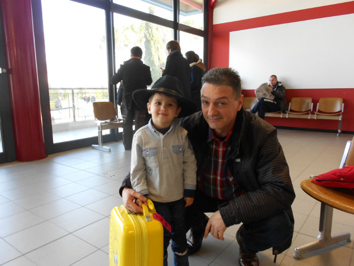 am ajuns la aeroport la Forli