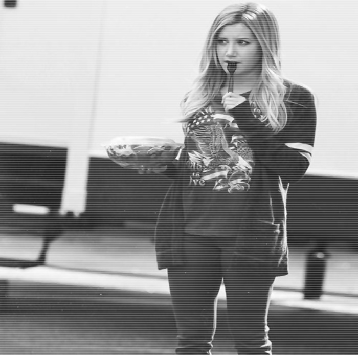 » □ weba. ;-??. [harry. - just - OUR - 4th EPISODE - OO4