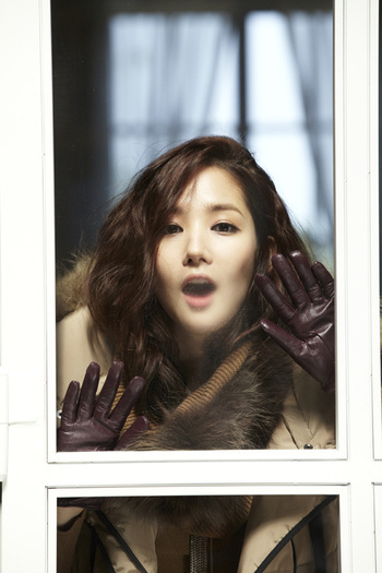 Waa....ce frumos e...[se  invarte si deodata poc]