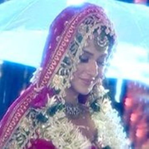 Jennifer Winget - A cincia runda-rochii mireasa