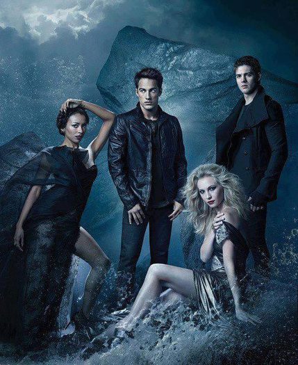 caroline constranse un om sa o duca la casa salvatore - The vampire diaries banda 3