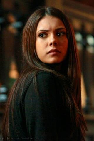 elena se antoarse sa vada cine ai intrat - The vampire diaries banda 3