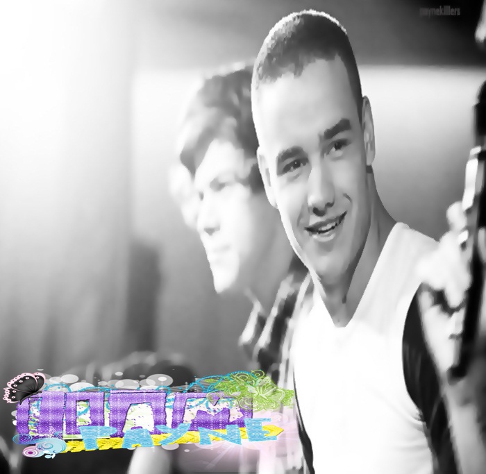 ☇ ∞ . nu s-a întâmplat nimic =; . deci n-am ce să spun o.o vrei să inventez ? ;o - huh - liam owns HIS private room