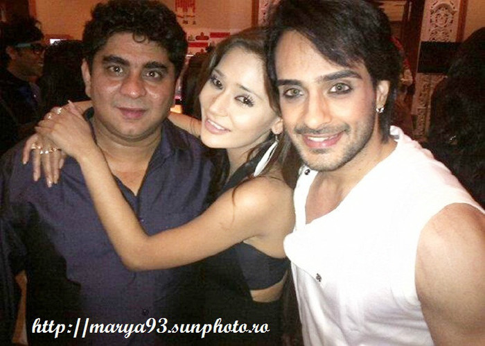  - SARA KHAN NEW PIC 6