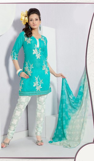 Turquoise-Salwar-Kameez-Designs-4