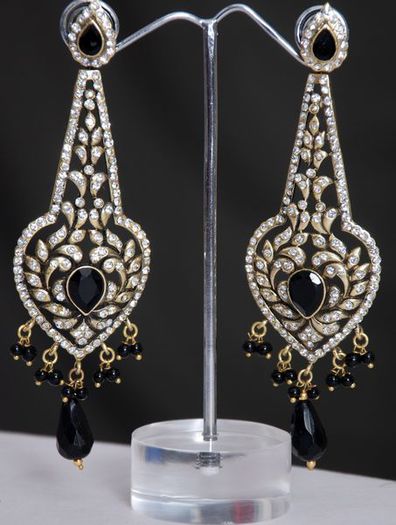Indian-earrings-pln587ibc