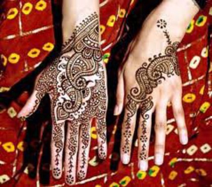 396155_337974579615175_185348431_n - Mehndi-Desene cu henna