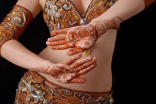 302436_270941506354022_134204949_n - Mehndi-Desene cu henna