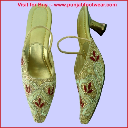 385_indian-fashion-shoes_654