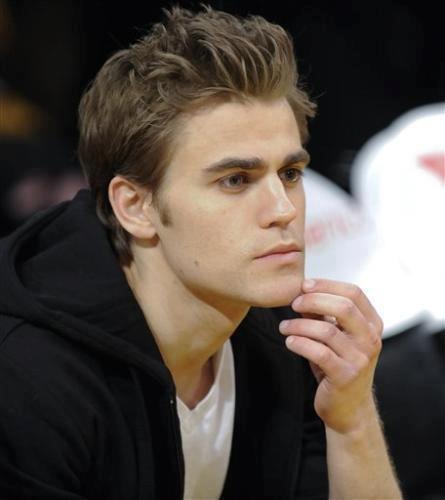 app esti sexy - The vampire diaries banda 3