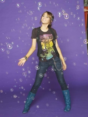 Miley Cyrus Photoshoot 2 (20)