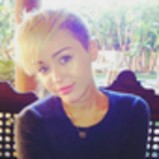 miley-cyrus-903530l-thumbnail_gallery