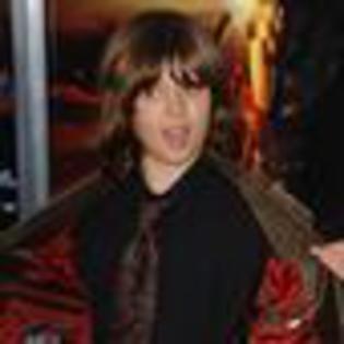 leo-howard-537501l-thumbnail_gallery - Leo Howard