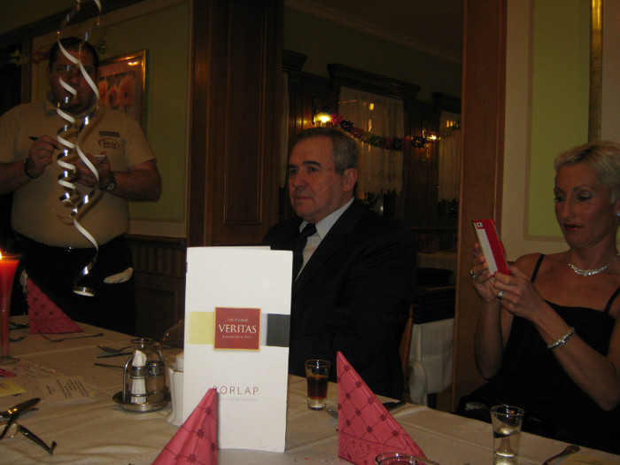 asteptam chelnerul - revelion Ungaria 2013