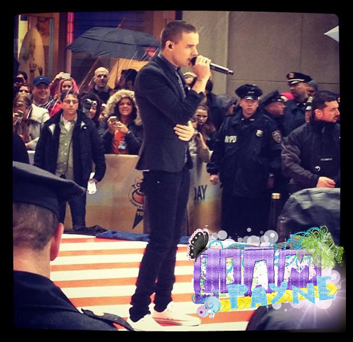 ☇ ∞ . # coboară cu demm ; huăă o__o # malik ; deranjăm ? da , ştiam că nu =; - just - OUR - 7th EPISODE - OO7