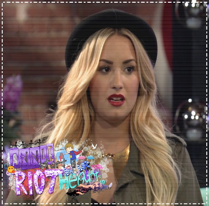 ∞ ♥ 　.; iar eşti asfgjljsk. # scoate capul - ciufulită şi se uită la el cu-n ochi. - just - OUR - 7th EPISODE - OO7