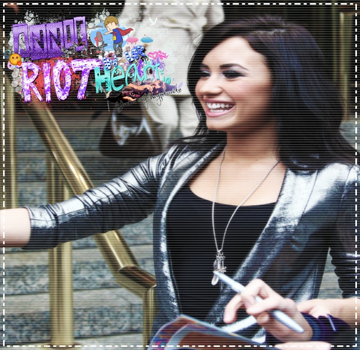 ∞ ♥ 　.; nu ştiu , aşa simt ;-?. - just - OUR - 7th EPISODE - OO7