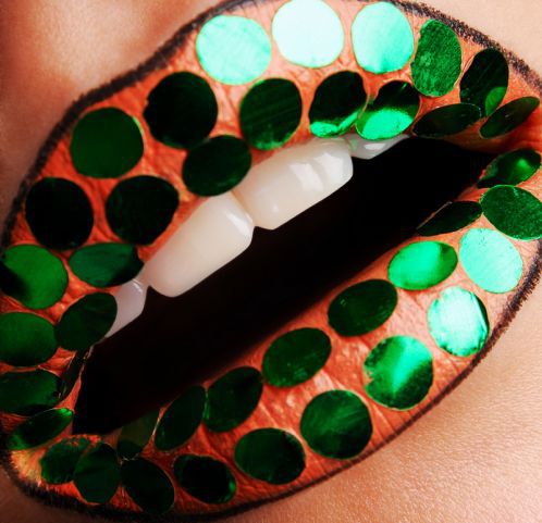 red-lipstick-with-sparkling-green-sequins