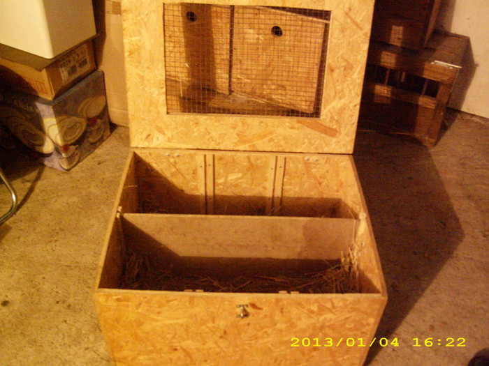 Cutie transport iepuri uriasi 2 buc sau 3 buc iepuri neozeelandezi