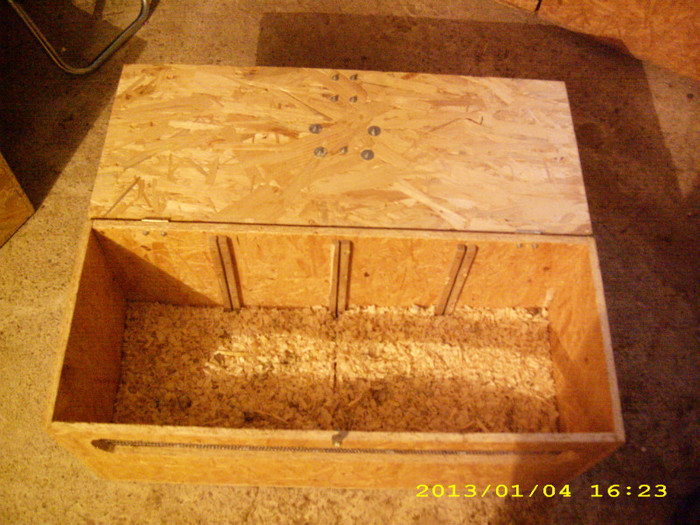 Cutie transport iepuri uriasi