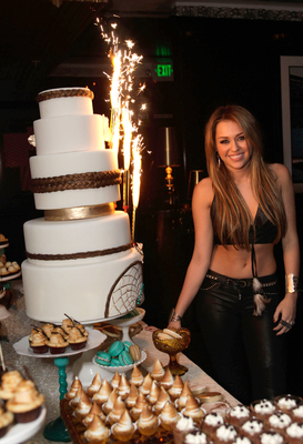 normal_008 - Celebrating her 18th birthday party at trousdale in west hollywood