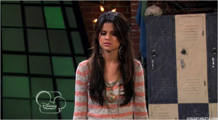 Eu nu...daca nu as face asta as muri de foame...tu nu stii la ce chinuri am fost eu supusa - movie 1-TERMINAT