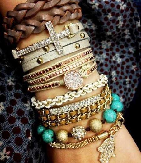388278_520208761346841_1963569591_n - For girls