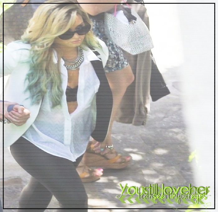 ∞ ♥ 　.; e o problemă ; eu nu ştiu să ajung în Afi ;;3. # se pune pe Liam ; de la ce o.O ?