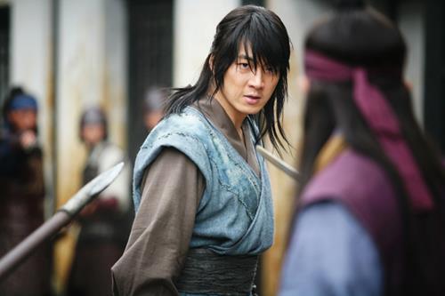 534522_287201401392105_259766021_n - Legendele palatului Printul Jumong