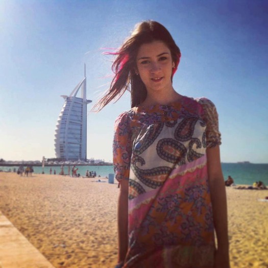 163318_408637602547736_1339359207_n