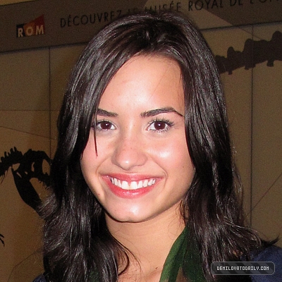 sedinta foto - demi lovato la sedinta foto