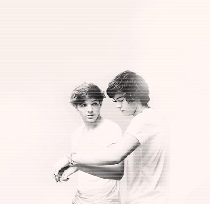 ⇒ ; ;3. # o sărută-ncet ;O3.