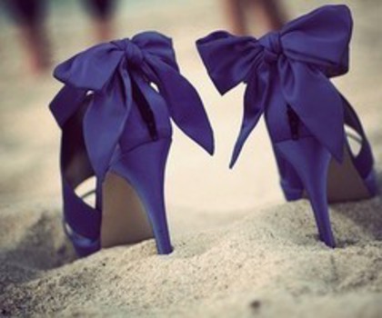 tumblr_lfbhr4naNX1qbv4sdo1_500_thumb