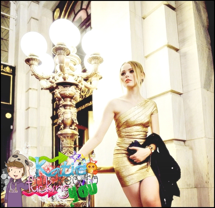 ; hai mă ;3 . dacă e ceva , zi ;3 # puriceeh . NU , N-AM NIMIC , DAR SCHIMBĂ-TE ;;) :3 # fomii