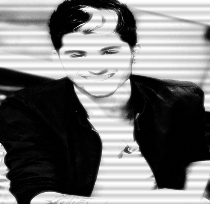 ¦ ∞ ¦ gata. O,O. ^ unicorn. ; SI TU. esti impotriva. lui. . :| ? =)). ^ puricel. ;