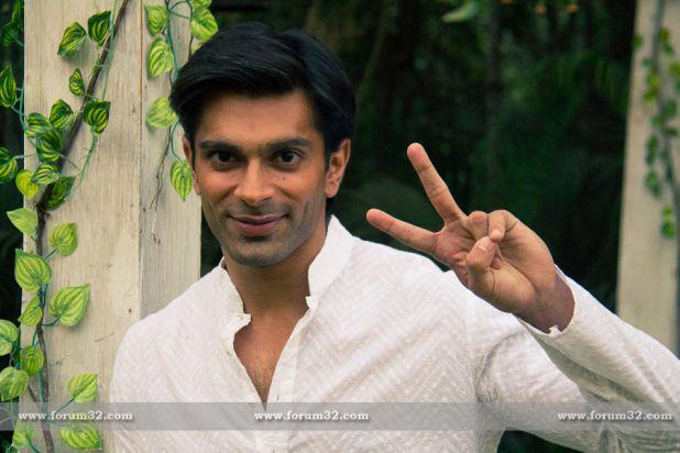 8 - D-Karan Singh Grover-D