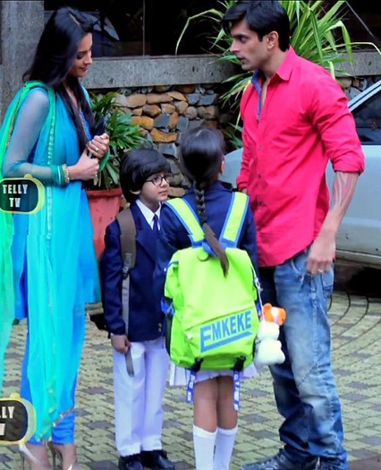 40 - D-Karan Singh Grover-D