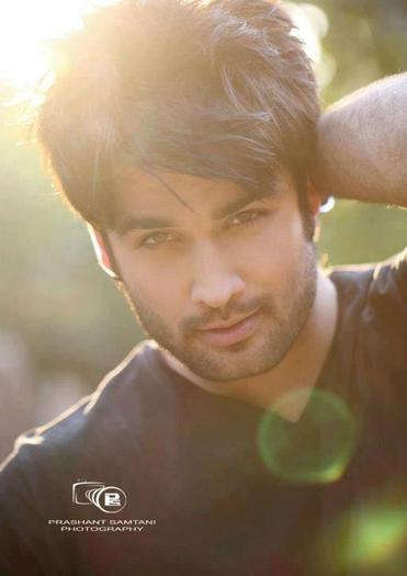 -Vivian-Dsena-vivian-dsena-32955129-510-720 - Vivian Dsena