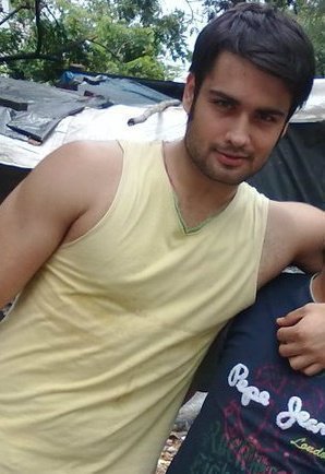 49678280_OIJDSZTHH - Vivian Dsena