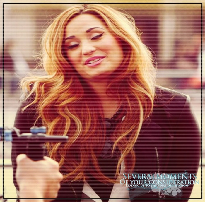 ✿ ;ᵃᶰᶰᶤᵉʰ __ ∞ ;♥. .; SERIOS =))))) ?. # începe să râđă ;